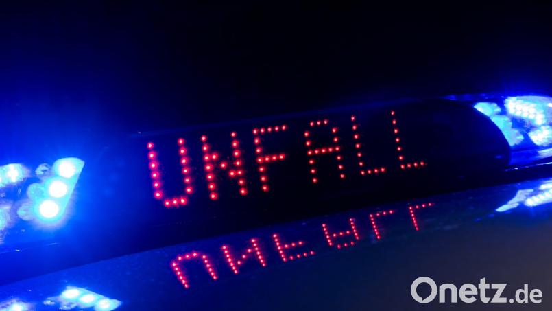 Unfall auf der B85 in Richtung Amberg. Bild: Monika Skolimowska