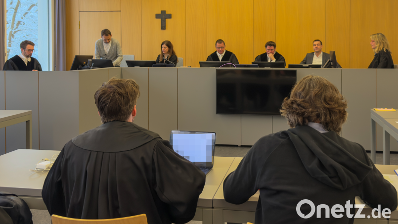 Drei Ermittler der niederländischen Polizei wurden am Montag vor dem Weidener Landgericht gehört. Bild: Leon Karwath