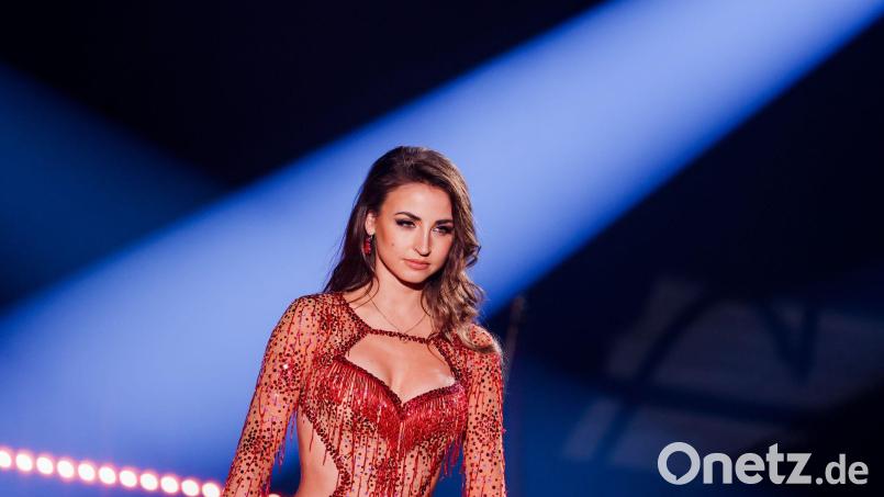 Ekaterina Leonova hat schon viermal mit einem Promi „Let's Dance“ gewonnen - gelingt es ihr erneut? (Archivbild) Bild: Rolf Vennenbernd/dpa