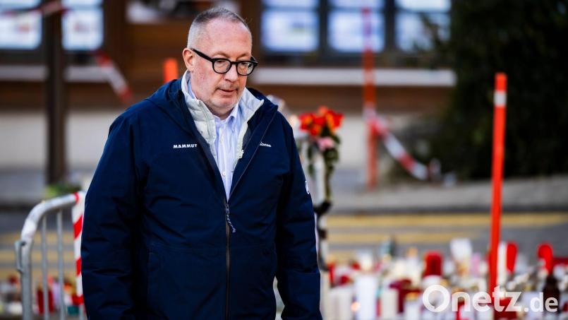 „Ich weine jeden Tag“: Der Gemeindepräsident von Crans-Montana, Nicolas Féraud. (Archivbild) Bild: Jean-Christophe Bott/KEYSTONE/dpa