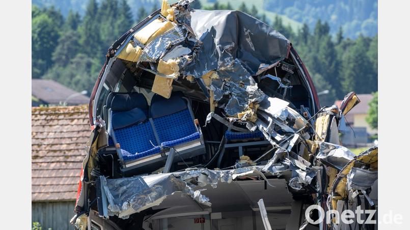 Fünf Menschen kamen bei dem Unglück ums Leben. (Archivfoto) Bild: Peter Kneffel/dpa