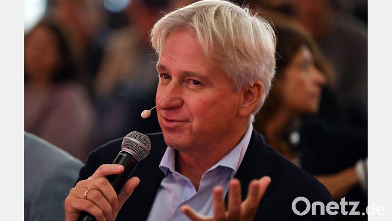 Juergen Boos verabschiedet sich im Herbst als Direktor der Frankfurter Buchmesse. (Archivbild) Bild: Arne Dedert/dpa