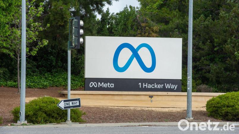 Meta-Chef Mark Zuckerberg setzt viele Milliarden auf die KI-Karte. (Archivbild) Bild: Andrej Sokolow/dpa