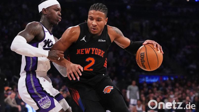 Zog gegen die Knicks den Kürzeren: Schröder (links) verlor mit den Kings. Bild: Frank Franklin II/AP/dpa