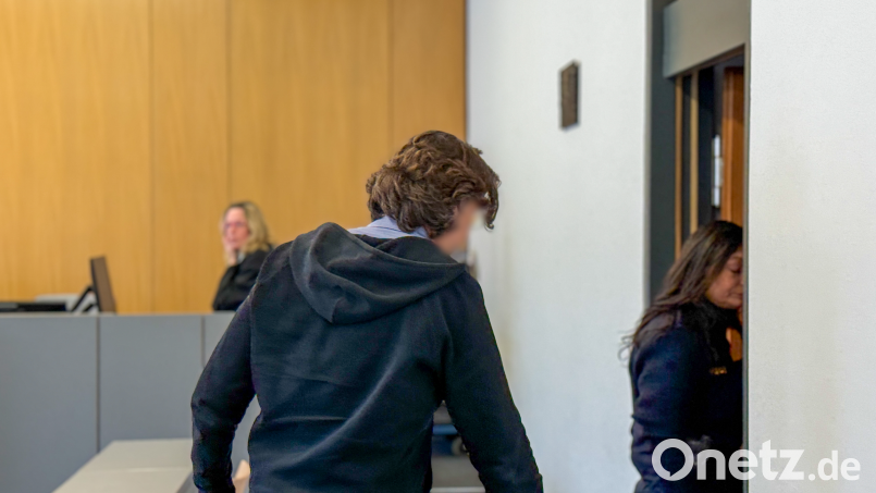 Dem 46-jährige Niederländer wird vorgeworfen, Mitglied in einer Bande gewesen zu sein, die in großen Mengen mit MDMA handelte. Bild: Leon Karwath