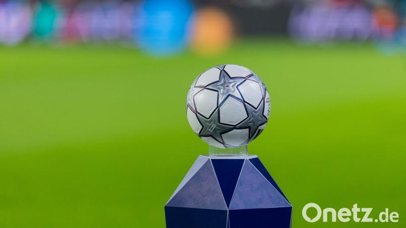 Am Freitag werden die Playoffs der Champions League ausgelost. Bild: Rolf Vennenbernd/dpa