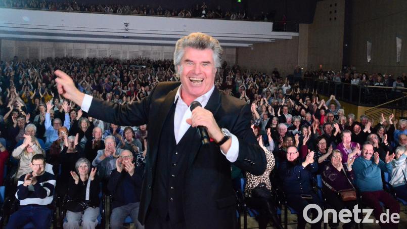 Riesen-Schlagerspaß mit Andy Borg gab es in der Max-Reger-Halle. Bild: Kunz