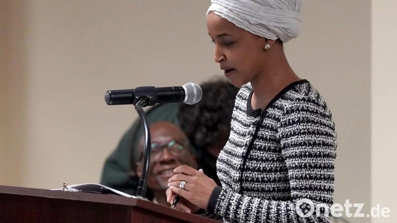 Sie wurde bei einer Rede aus dem Publikum attackiert - die demokratische Abgeordnete Ilhan Omar. (Archivbild) Bild: Richard Tsong-Taatarii/Star Tribune via AP/dpa