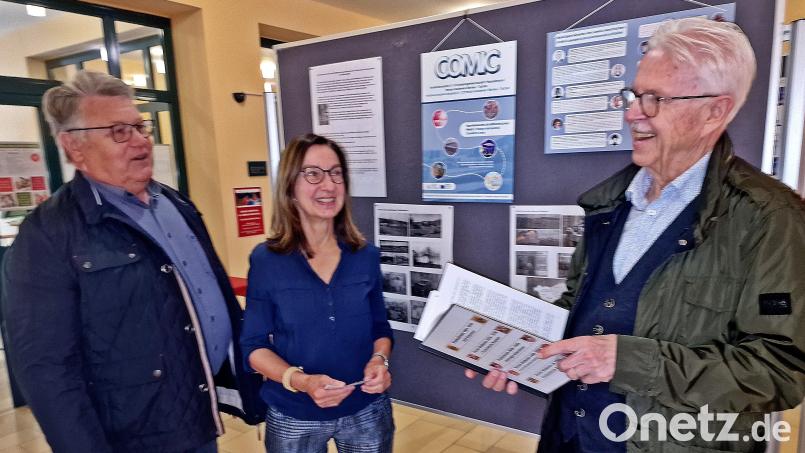 Eine bewegende Vernissage eröffneten Ehrenvorsitzender des Heimatrings Günther Magerl, Leiterin des Maria-Seltmann-Hauses Susanne Meichner und Leiter der AG Paulusbrunn-Bärnau Rainer Christoph als Initiator (von links). Bild: R. Kreuzer