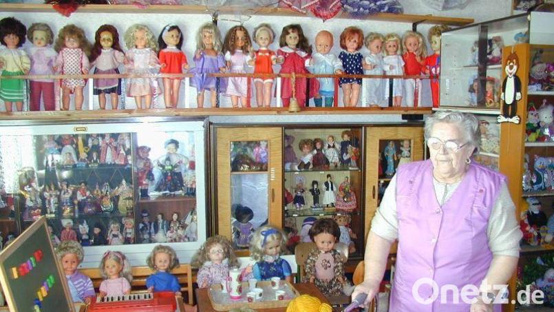 Bis zu ihrem Tod 2024 hatte Betty Linsmeier rund 3000 Puppen gesammelt. Bild: gz