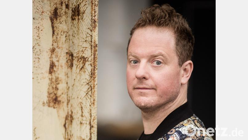 Der Kölner Kabarettist und Musiker Martin Zingsheim gastiert am 1. Februar bereits zum vierten Mal auf der Kleinkunstbühne der Futura. Seine bisherigen Auftritte begeisterten ein ums andere Mal. Bild: David Jerusalem/exb