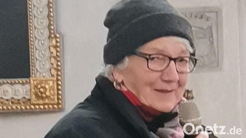 Marianne Strecker hört nach 42 Jahren als Mesnerin in Winklarn auf. Im Abschiedsgottesdienst dankt sie für die vielen lobenden Worte. Bild: amö
