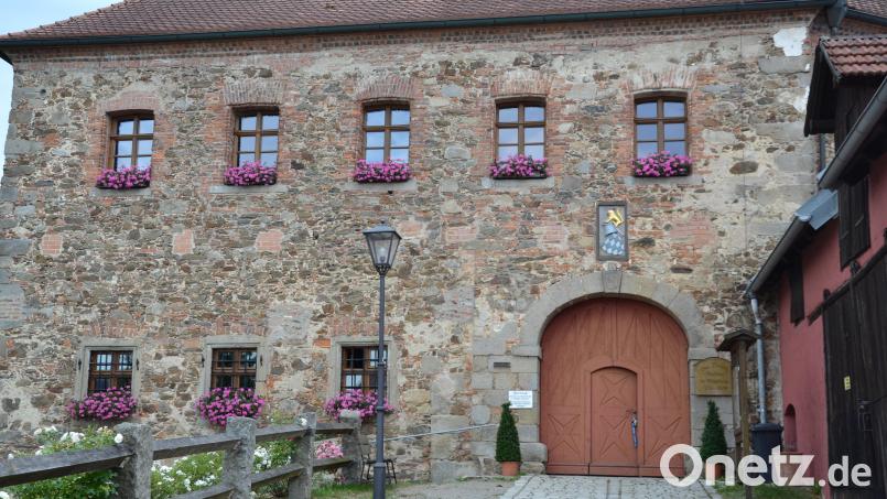 Der Marktgemeinderat Moosbach stimmte für ein Denkmalkonzept für das Schloss Burgtreswitz. Bild: gi