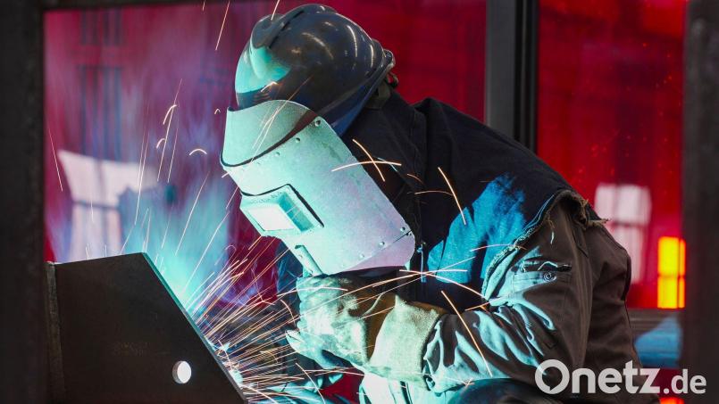 Chinas Industriebetriebe haben unerwartet schlechte Stimmung im Januar verzeichnet. (Symbolbild) Bild: Liu Mancang//XinHua/dpa