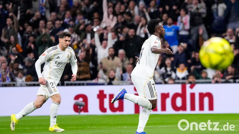 Sorgte für die Real-Führung: Vinícius Junior Bild: Manu Fernandez/AP/dpa