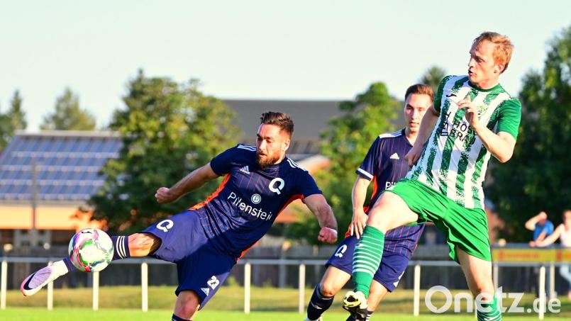 Verstärkung für Trabitz: Dennis Paulus (rechts) hat Landesliga-Erfahrung beim SV Mitterteich und der SpVgg SV Weiden. Archivbild: Thomas Schrems