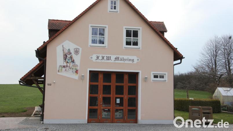 Das Gerätehaus der Feuerwehr Mähring: Die Wehr feiert an diesem Wochenende ihr 150-jähriges Bestehen. Bild: kro