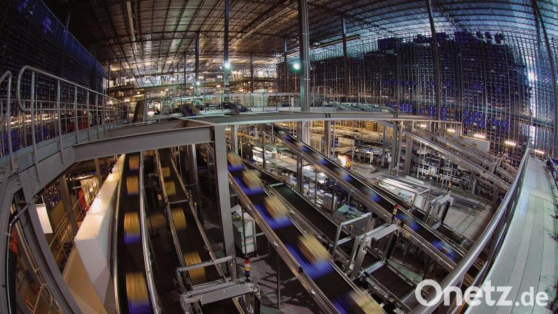 Hochautomatisierte Logistik-Lösungen, vor allem, aber nicht nur für den Lebensmittel-Einzelhandel: Das bleibt die Spezialität bei Witron. In der Eigentümer- und Gesellschaftsstruktur gibt es aber größere Veränderungen. Archivbild: Witron Logistik GmbH