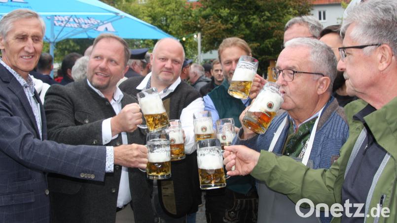 Das diesjährige Bürgerfest, das von den Ehrengästen eröffnet wurde, war auch ein Thema der jüngsten Gemeinderatssitzung. Bild: wro