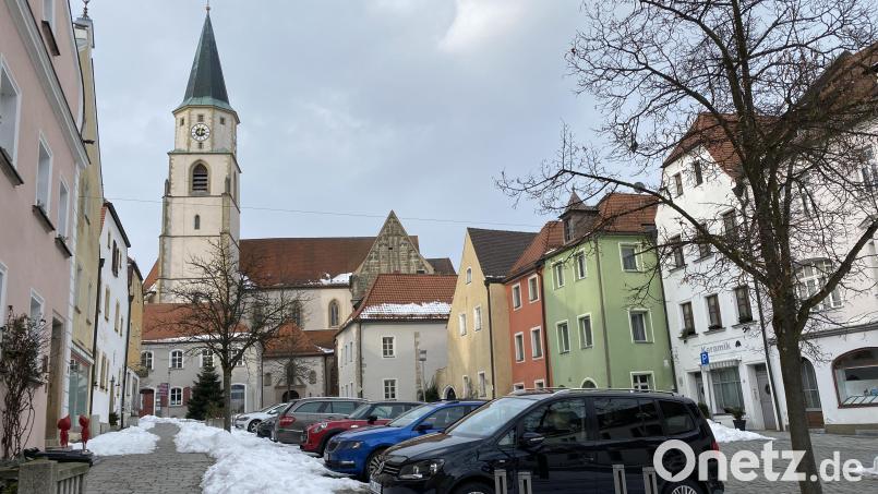 Immer ein Thema: Das Parken in der Altstadt und die Ahndung von Verstößen. Bild: Völkl