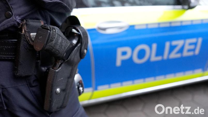 Nach einer Serie von Automatenaufbrüchen in Niederbayern und der Oberpfalz hat die Polizei mehrere Verdächtige ermittelt. (Symbolbild) Bild: Marcus Brandt/dpa