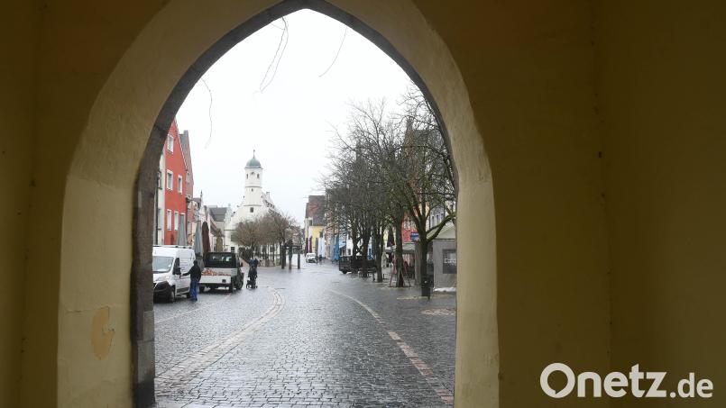 Wie bleibt Weiden langfristig attraktiv für junge Menschen? Und was muss sich in der Altstadt tun? Darüber diskutierten die OB-Kandidaten am Dienstagabend. Archivbild: Gabi Schönberger