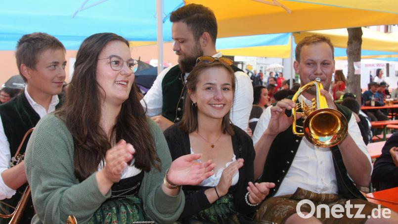 Die gesellige Veranstaltung inmitten der Marktgemeinde lockt alle Generationen an. Archivbild: wro