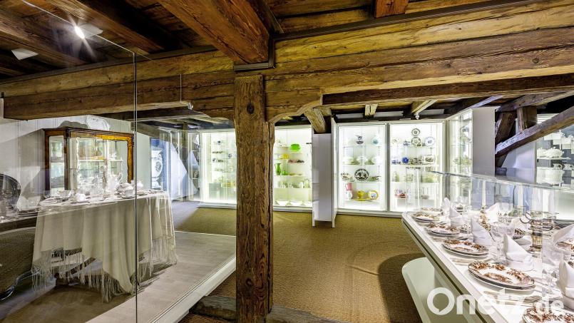 Amberger Steingut im Stadtmuseum Amberg. Bild: Marcus Rebmann