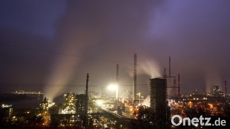 Die nun genehmigte Unterstützung bis Ende 2030 kann Unternehmen im gesamten Bundesgebiet gewährt werden. (Archivbild) Bild: Bernd Thissen/dpa