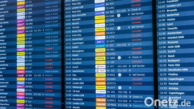 Der Flugbetrieb am BER soll nach einer Unterbrechung wieder starten. Bild: Carsten Koall/dpa