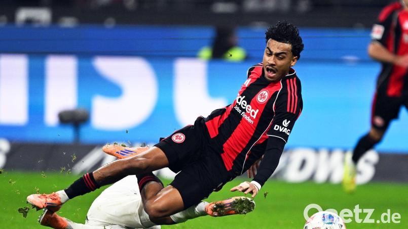 Nathaniel Brown, geboren in Amberg, aufgewachsen in Kümmersbruck, steht auf den Einkaufszetteln von Europas Topklubs. Bild: Arne Dedert/dpa