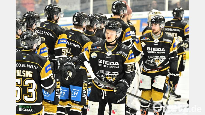 Der ERSC Amberg legte einen perfekten Start in die Abstiegsrunde der Eishockey-Bayernliga hin. Bild: Hubert Ziegler