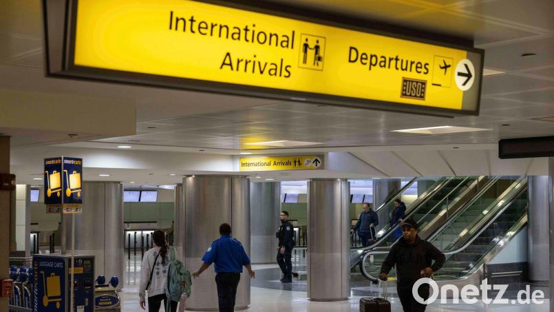 Pläne für verschärfte Einreiseregeln in die USA sorgen aktuell für Verunsicherung. (Symbolbild) Bild: Yuki Iwamura/FR171758 AP/dpa