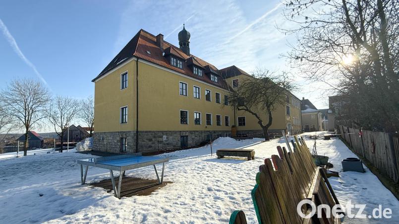Die Sanierung des Schulgebäudes in Kirchenthumbach ist seit Jahren ein Dauerthema. Bild: Gabi Schönberger