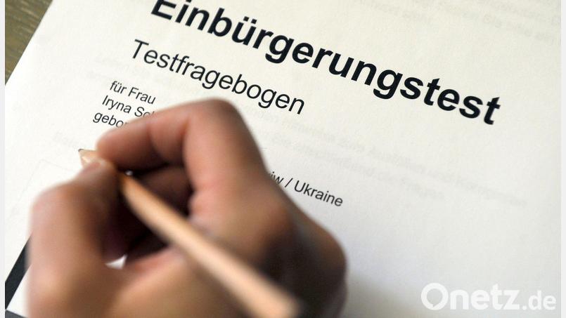 Zwei Verdächtige sitzen in Untersuchungshaft. (Symbolbild) Bild: Uli Deck/dpa