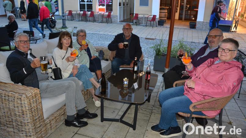 Diese Stiftländer machten es sich in der Fußgängerzone gemütlich. Bild: jr