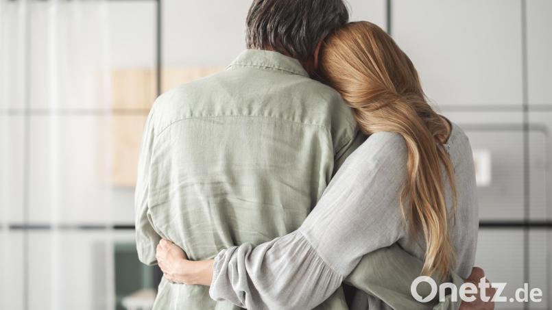 Die Kliniken Nordoberpfalz AG und die Berufsfachschule für Pflege der Kliniken Nordoberpfalz AG in Neustadt/WN stellen im März rund um das Krankenhaus Tirschenreuth das Thema Demenz in den Mittelpunkt. Symbolbild: iStock/seb_ra
