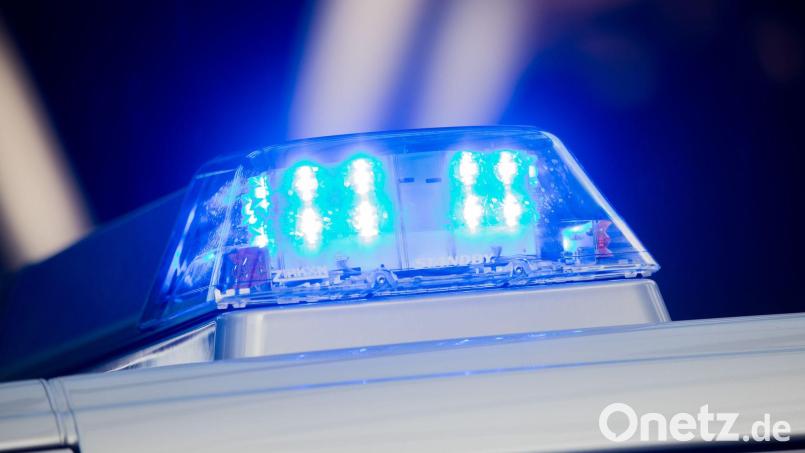 Die Polizei sucht Zeugen, die Angaben zum Diebstahl einer Geldbörse machen können. Symbolbild: Rolf Vennenbernd/dpa