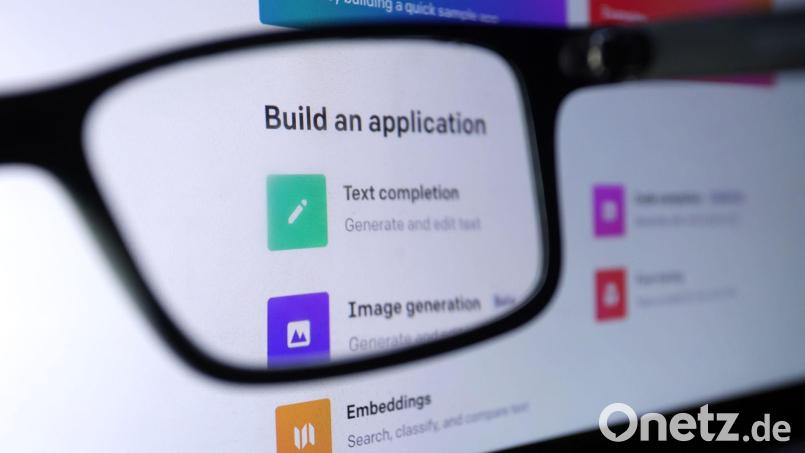 Die Homepage von ChatGPT: Künstliche Intelligenz soll auch beim neuen Internetauftritt der Marktgemeinde Tännesberg Einzug halten. Symbolbild: Karl-Josef Hildenbrand/dpa