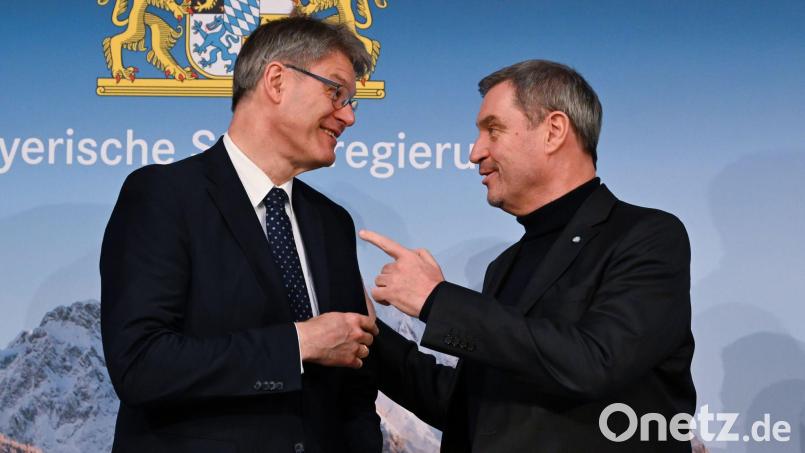 Wollen bei Verkehrsprojekten an einem Strang ziehen: Markus Söder und Bundesverkehrsminister Patrick Schnieder. Bild: Sven Hoppe/dpa