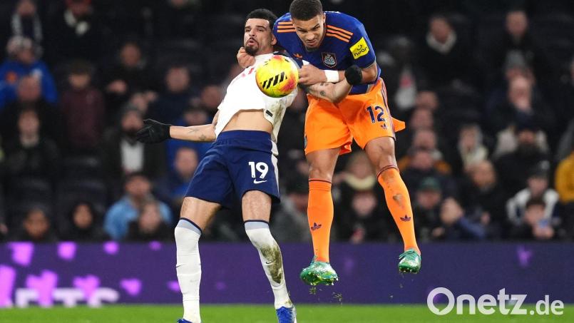 Malick Thiaw (r) brachte Newcastle United bei Tottenham in Führung. Bild: John Walton/PA Wire/dpa