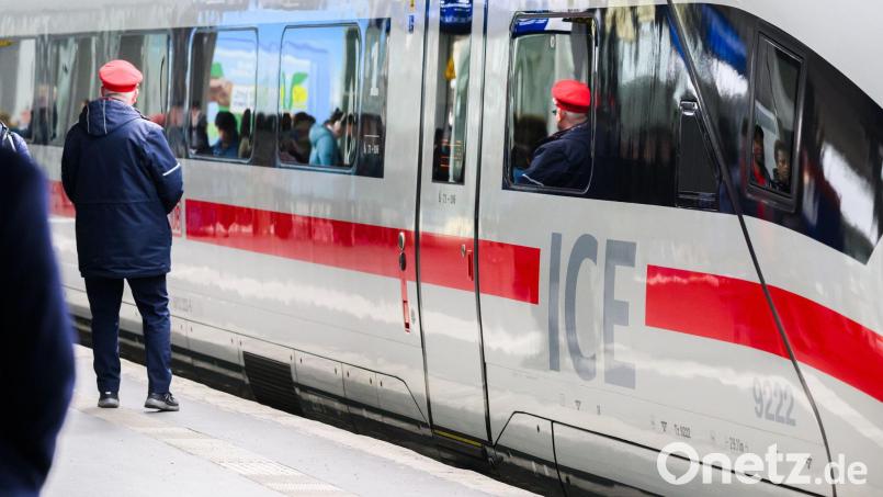Die Deutsche Bahn hat in der laufenden Tarifrunde mit der GDL ein erstes Angebot vorgelegt. (Symbolbild) Bild: Julian Stratenschulte/dpa