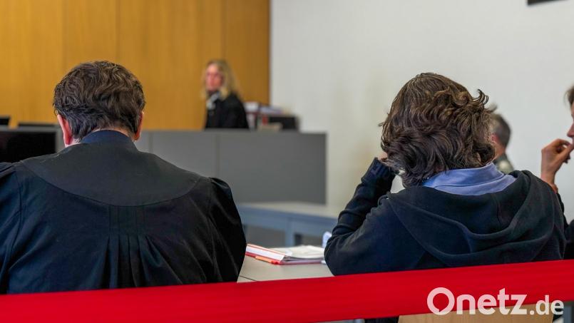 Tag 14 im Marathon-Prozess startete verspätet. Bild: Leon Karwath