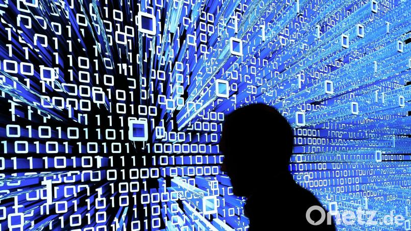 Microsoft warnt eindringlich vor dem unkontrollierten Einsatz von autonomen Softwarehelfern mit Künstlicher Intelligenz. (Symbolbild) Bild: Peter Steffen/dpa