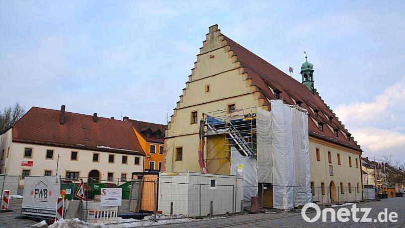 Der Rathausumbau in Hirschau war wieder Thema im Bauausschuss. Diesmal ging es um die Gestaltung der Türen an der Ost- und Westseite. Bild: fdl