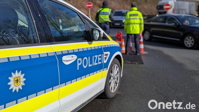 Die Bundespolizei stoppte einen Busfahrer auf der A 6. Das Problem: Gegen den Fahrer liegt ein Einreiseverbot vor. Symbolbild: Bundespolizei