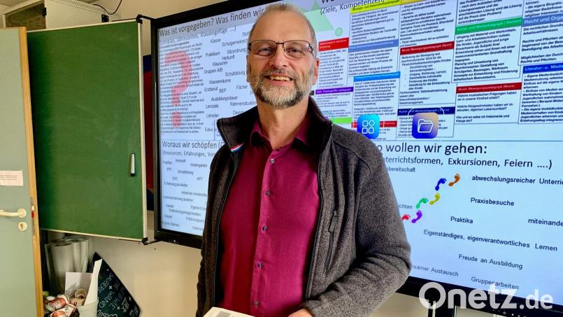 Karlheinz Binner hat als Leiter der Caritas-Fachakademie für Sozialpädagogik dort unter anderem die Teilzeitausbildung eingeführt. Nach elf Jahren gab er seine Führungsposition im Sommer auf, um mehr von dem zu machen, was ihm wichtig ist: Unterricht. Bild: Gabi Schönberger