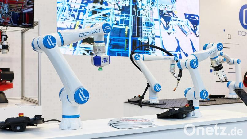 Industrieautomation "by Comau". Das Industrieunternehmen aus Turin gehört zu Privat Equity Partner - und soll nun die Mehrheit bei F.EE übernehmen. Bild: Comau