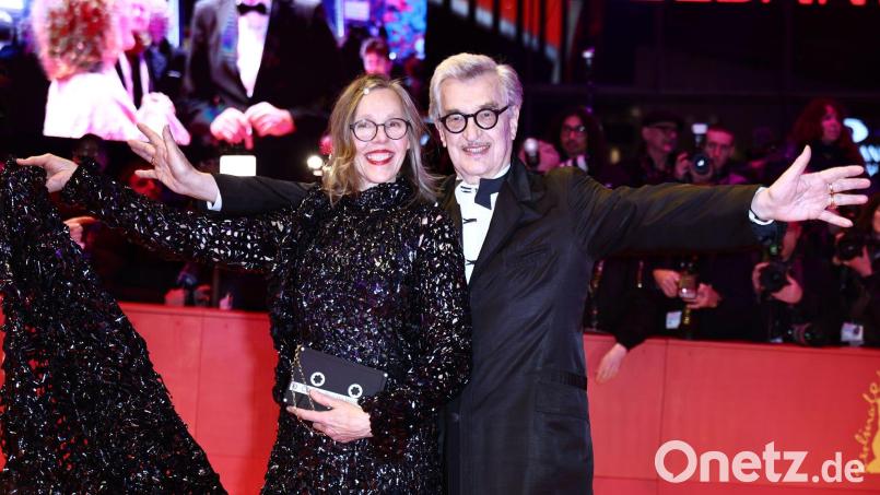 Donata und Wim Wenders zusammen bei der Berlinale. Bild: Christoph Soeder/dpa
