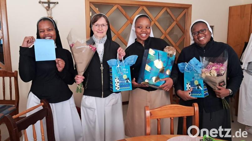 Freude über die Gründung des neuen Konvents „Franciscan Nardini Novitiate“ im Juli 2025 – mit Schwester Diane (Zweite von links). Archivbild: Konvent „Franciscan Nardini Novitiate“